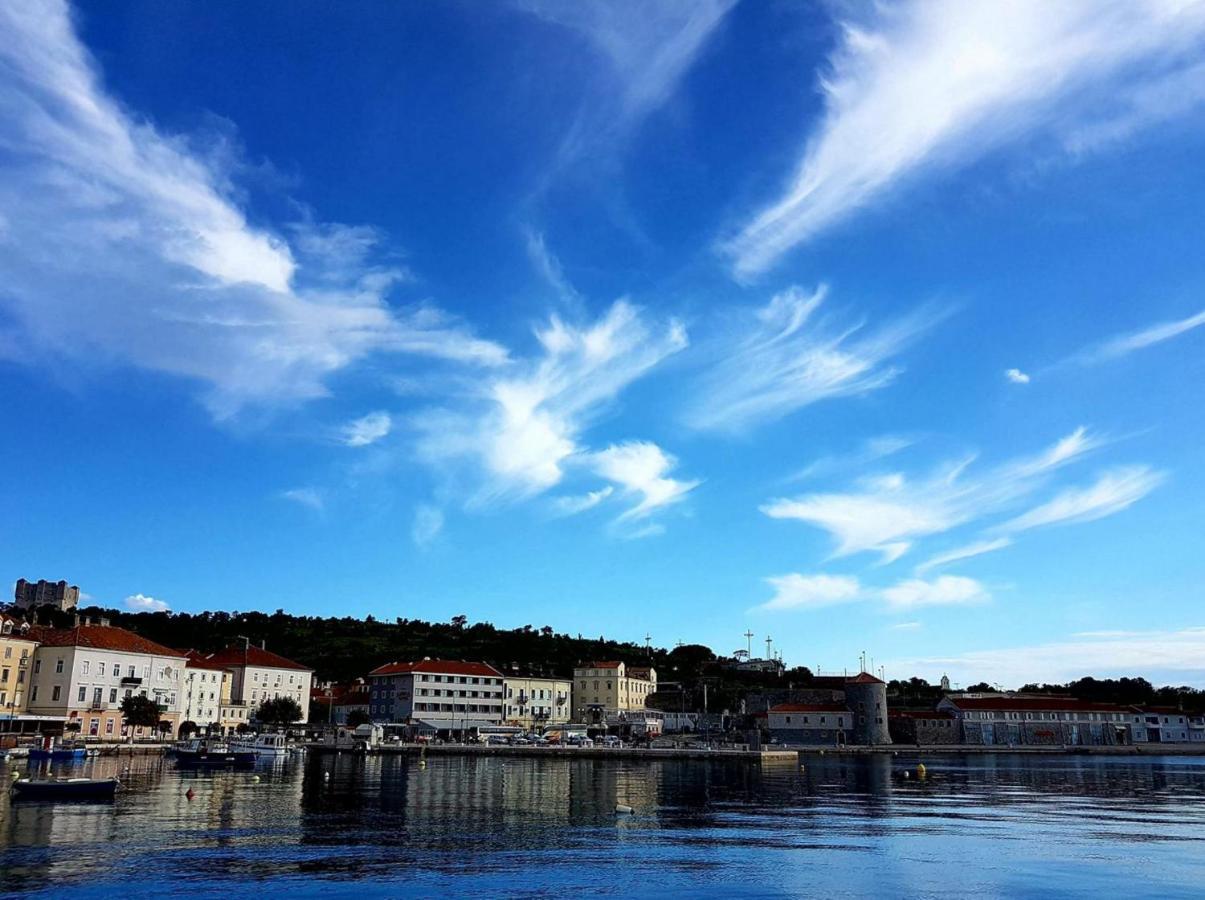 Apartments Varga Senj  Luaran gambar