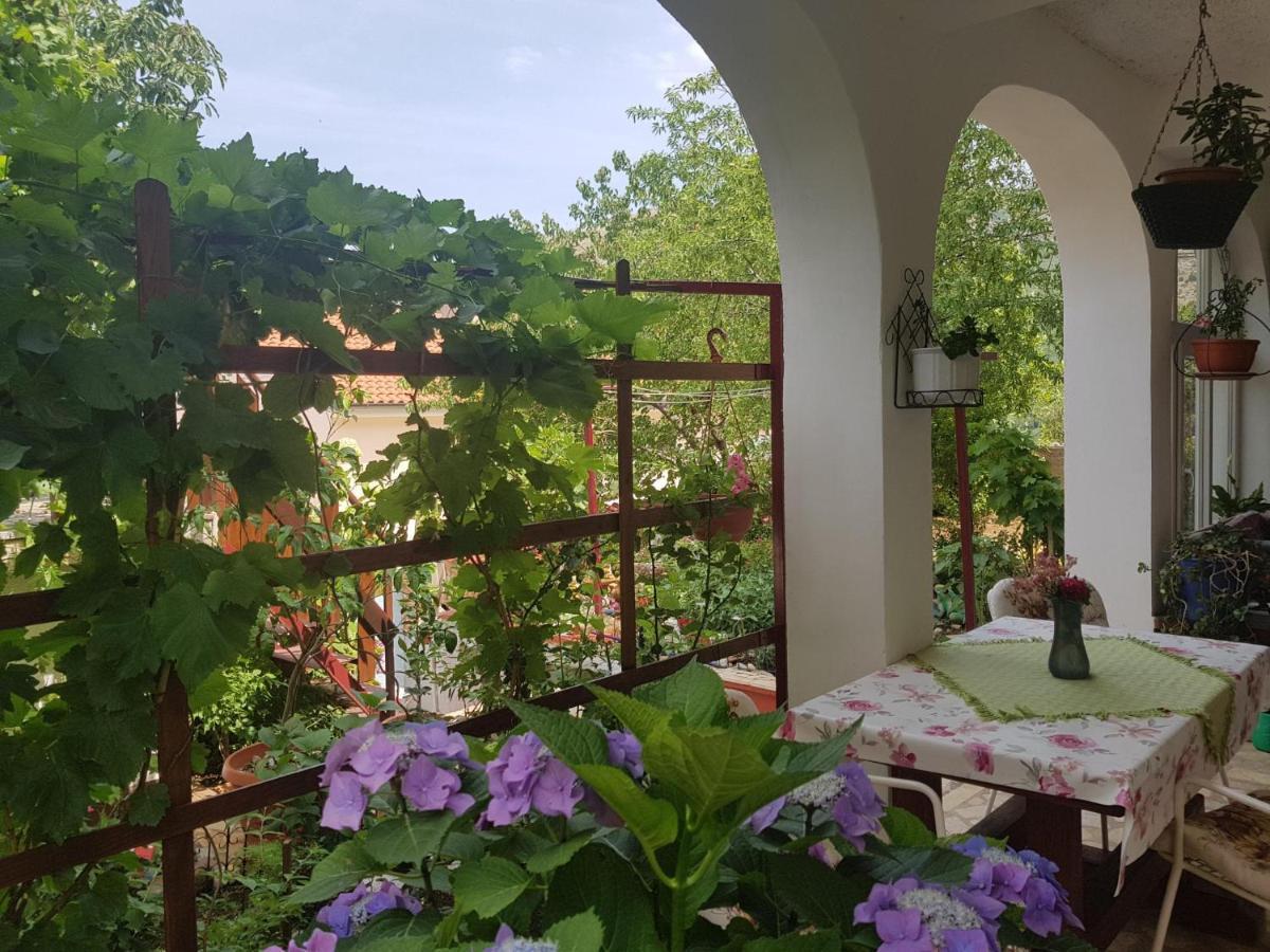 Apartments Varga Senj  Luaran gambar